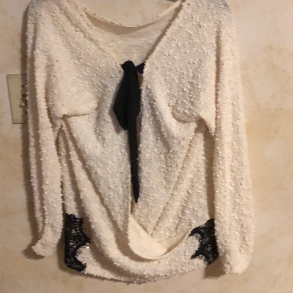 NWT tie back a’reve Top